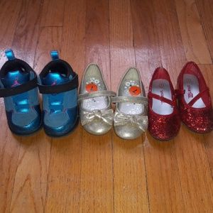Toddler size 7 shoes. All 3 pairs! Good condition